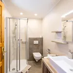 Weingut- Gästezimmer Marko *