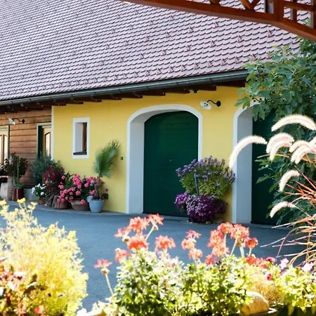 Weingut- Gaestezimmer Marko Διαμέρισμα Leutschach