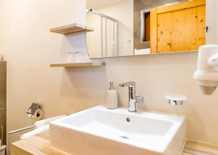 Weingut- Gaestezimmer Marko 公寓 里欧查赫