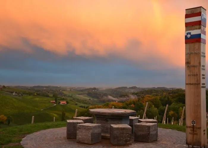 Weingut- Gaestezimmer Marko