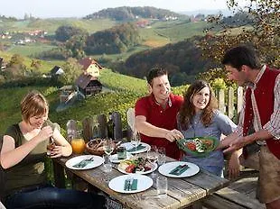 Weingut- Gaestezimmer Marko 公寓 里欧查赫